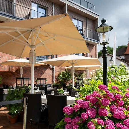 Birke, Ringhotel فندق كيل