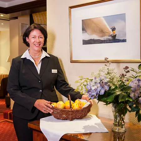 Birke, Ringhotel 4* كيل